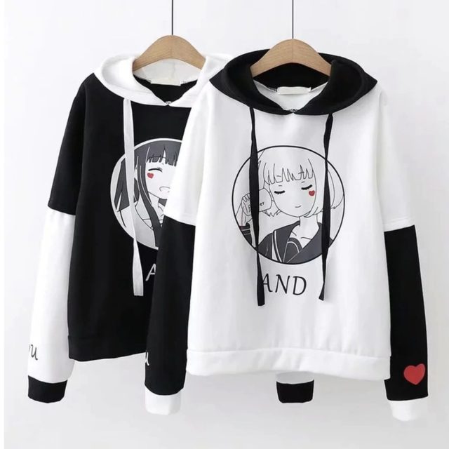 Sweat Anime Girl Noir et Blanc